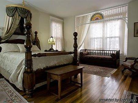 Bed and Breakfast The Historic Morris Harvey House Fayetteville Zimmer foto