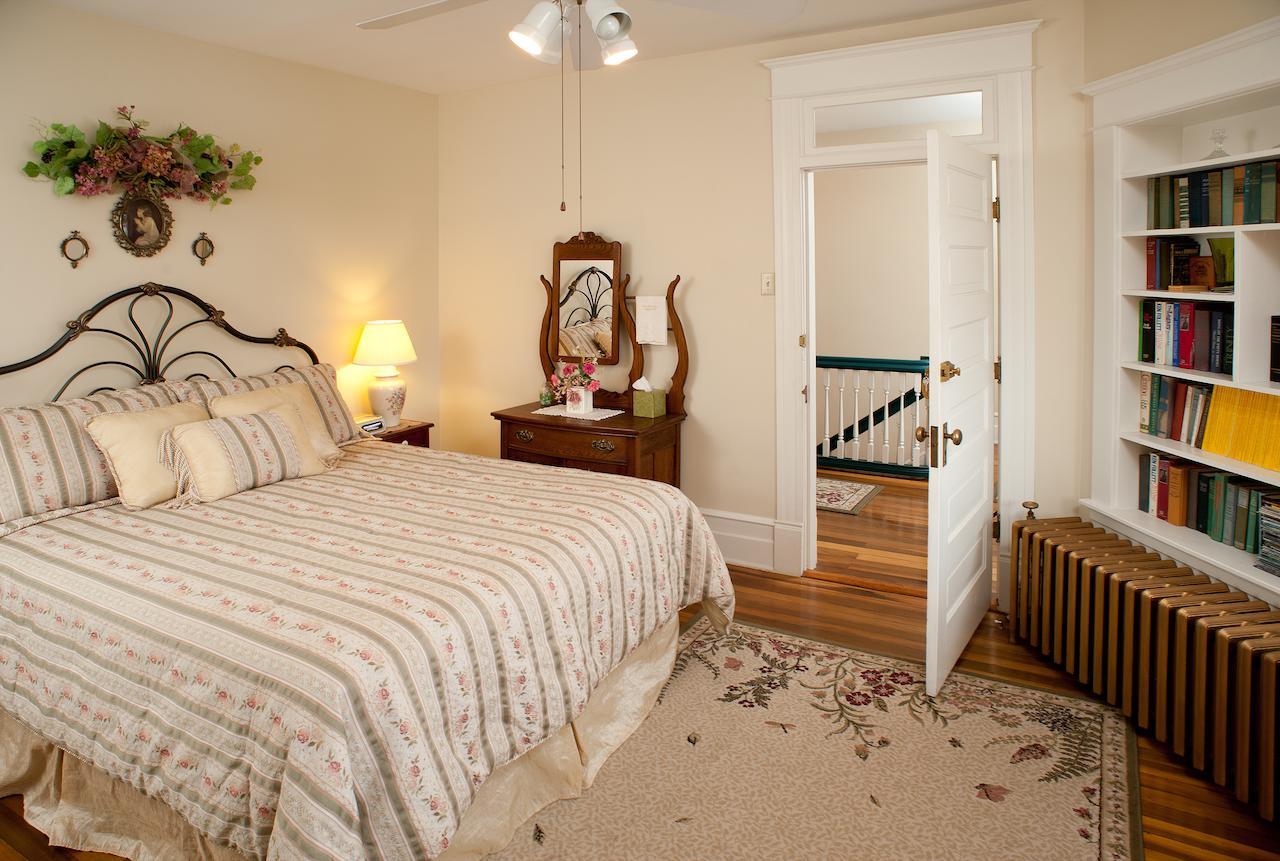 Bed and Breakfast The Historic Morris Harvey House Fayetteville Zimmer foto