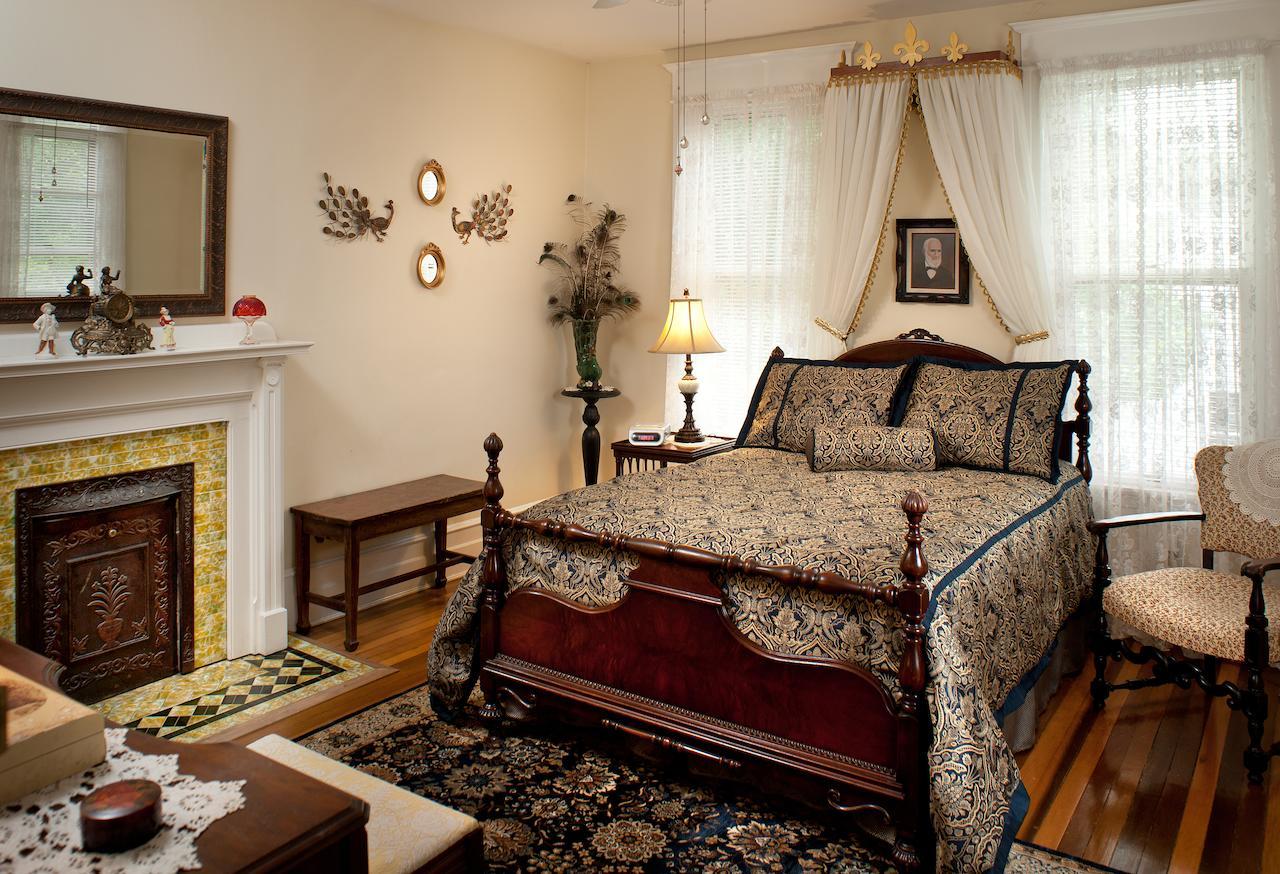 Bed and Breakfast The Historic Morris Harvey House Fayetteville Zimmer foto